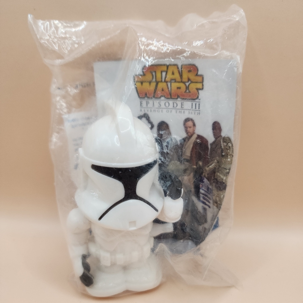 19 pc Happy Meal Toy Lot Star Wars Wizard Of Oz Space Jam Peter Rabbit Pooh